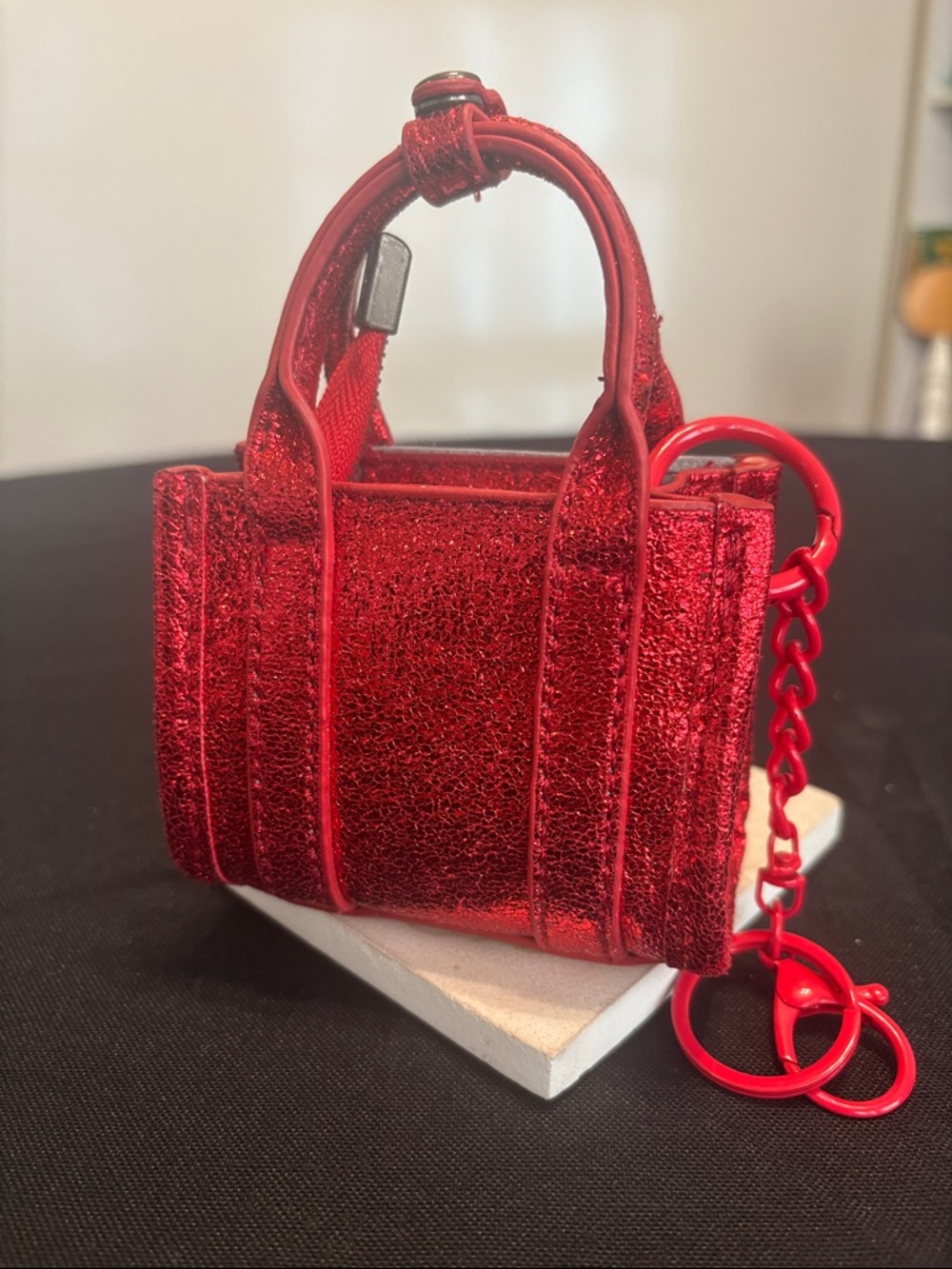 Wrangler Red and Black Mini Tote Keychain - Picture 2 of 3